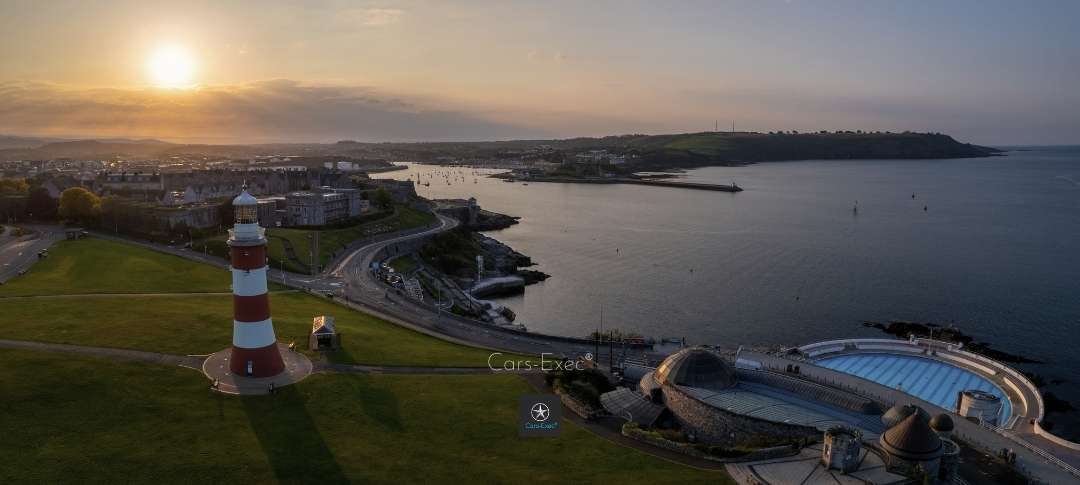 Plymouth Hoe and Smeeton's Tower at sunset Plymouth Hoe and Smeeton's Tower at sunset