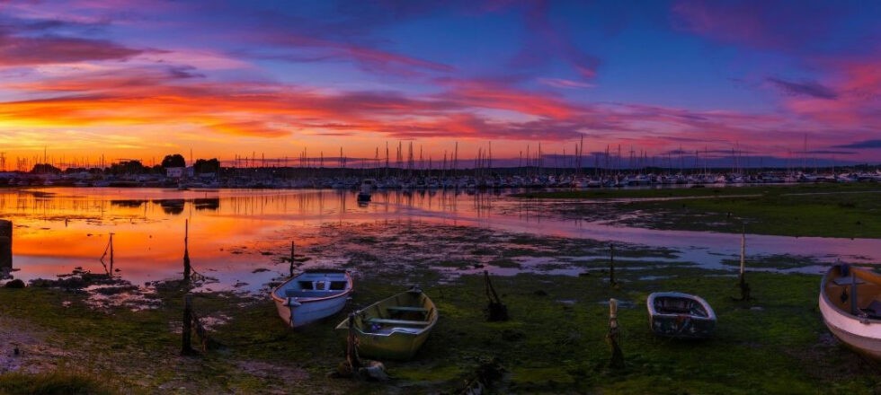 Long distance taxis from Poole | Airport taxi transfers from Poole